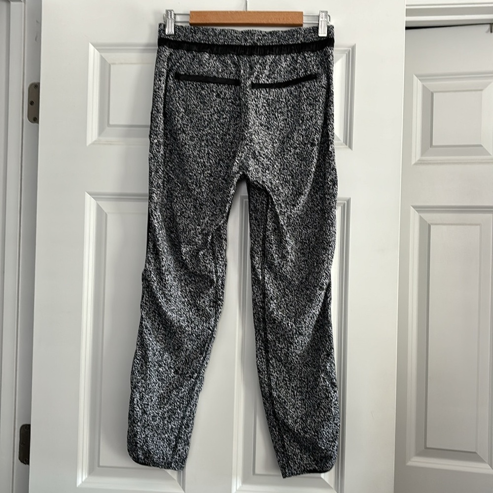 Lululemon &Go On The Go Jogger Pant Black And Whi… - image 5